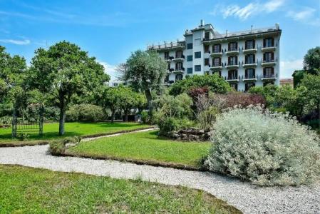 Majestic Palace - 29