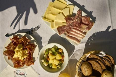 Rivoli Boutique - 26