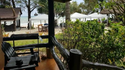 Lanta Castaway Beach Resort - 56