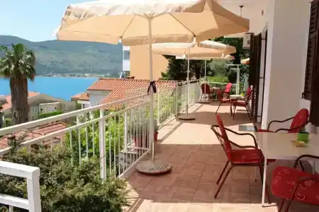 Guest House Tomanovic