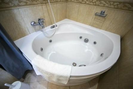 Adriatik, BW Premier Collection - 62