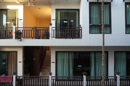 Kata Beachwalk and Bungalows - 76