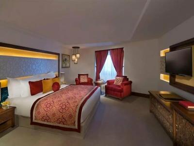 Souq Waqif Boutiques - Tivoli - 24