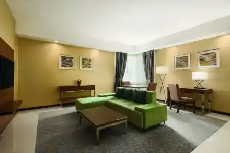 Howard Johnson by Wyndham Abu Dhabi - 38