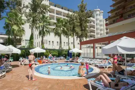 Catamaran Quality Times - 63