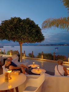 Carpe Diem Boutique - Adults Only - 16