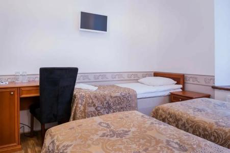 Three Crowns Residents - 42