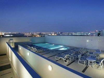 Premier Inn Dubai Silicon Oasis - 18