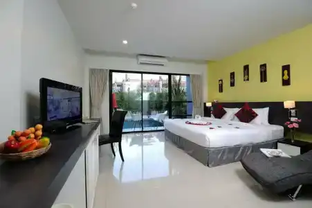 The Lantern Resorts Patong - SHA Extra Plus - 92