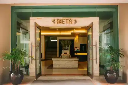 Kokotel Pattaya South Beach - 18