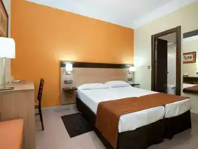 Hostal Ballesta - 48