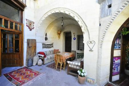 Kismet Cave House - 60