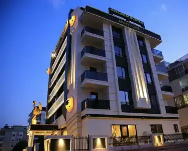 Golden World Suite