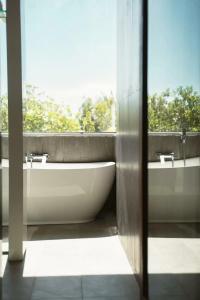 Long Set Resort - 76