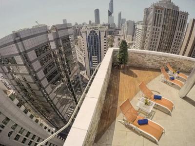 Tryp by Wyndham Abu Dhabi City Center - 14