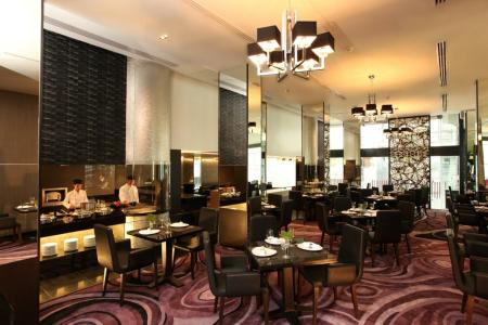 Radisson Suites Bangkok Sukhumvit - SHA Extra Plus - 92