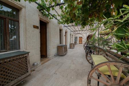 Roma Cave Suite - 52