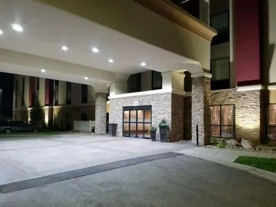 Hampton Inn Bismarck - 34