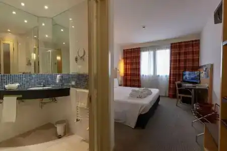 Best Western Palace Inn - 62