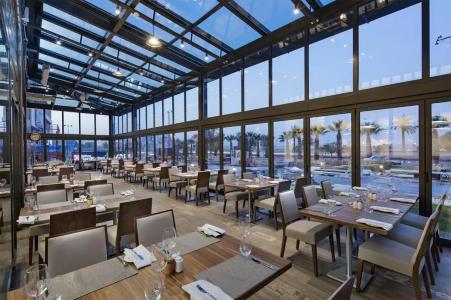 Hilton Garden Inn Izmir Bayrakli - 10