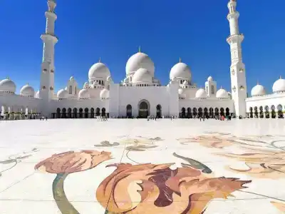 Sofitel Abu Dhabi Corniche - 7