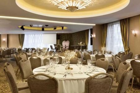 Ramada by Wyndham Gemli̇k - 82