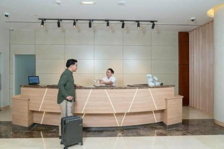 Ramada by Wyndham Dubai Deira - 9