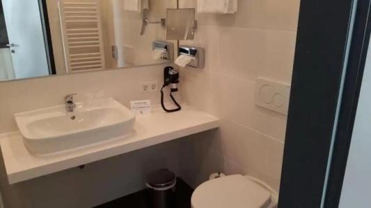 Novina Sleep Inn Herzogenaurach - 9