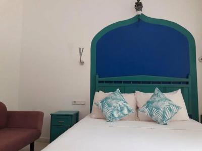 Sunset Boutique & Apartments - 42