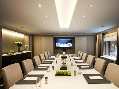 Loews Regency New York - 45