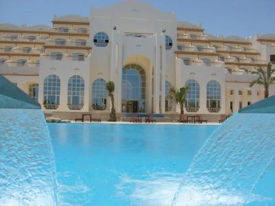 Royal Lagoons Resort & Aqua Park Families and Couples Only - 1