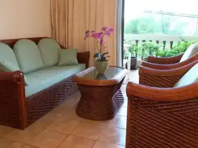 Surin Bay Inn - 25