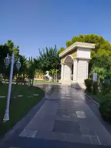 Amara Luxury Resort & Villas - 26