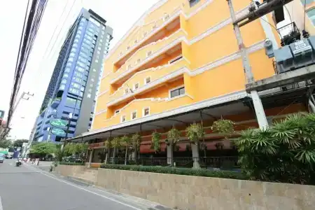Sabai Inn - 41