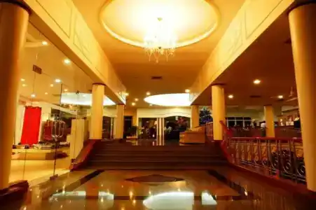 Sir James Resort - 7