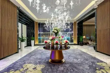 Taj Jumeirah Lakes Towers - 11