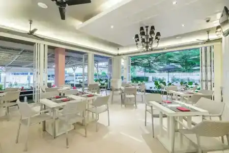 Best Western Patong Beach - 29