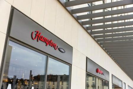 Hampton by Hilton Tours Centre, France - 17