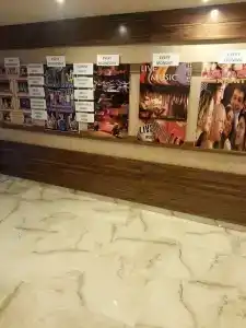 Lavinia Apart & - 69