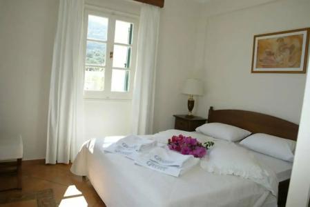 Crithoni's Paradise - 26