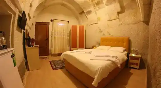 Falcon Cave Suites - 64