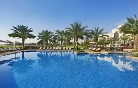 Address Montgomerie - 52