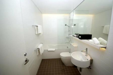 Adge and Residences - 87