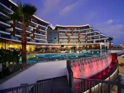 Elite Luxury Suite & Spa - 40