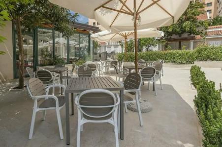 Boutique Momentum by Aycon - 52