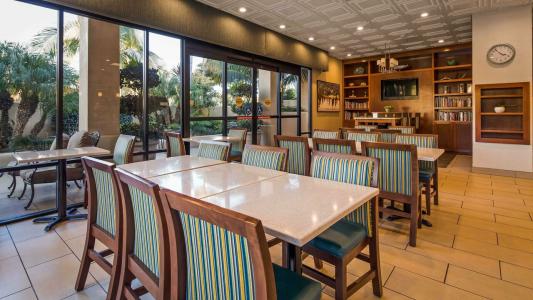 Best Western Plus South Coast Inn - 55