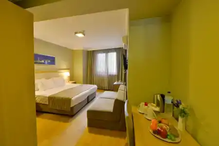 Agora Life - 93