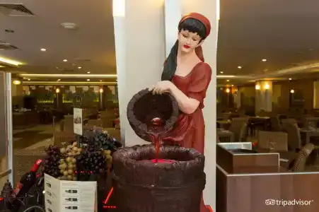 Ambassador Plaza - 66