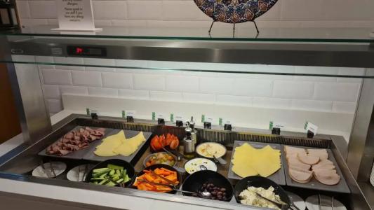 Premier Inn Dubai Al Jaddaf - 99