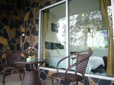 Canal Resort - 54